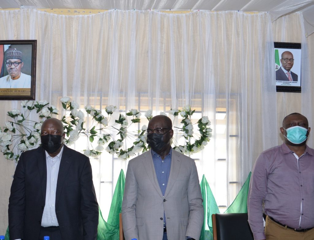 Obaseki Swears In Five Ssas 10 Sas In Ovia South West Lga Obaland