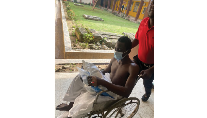 Abuja vagrant shot by vigilantes goes through a medical procedure
thirteenth July 2023