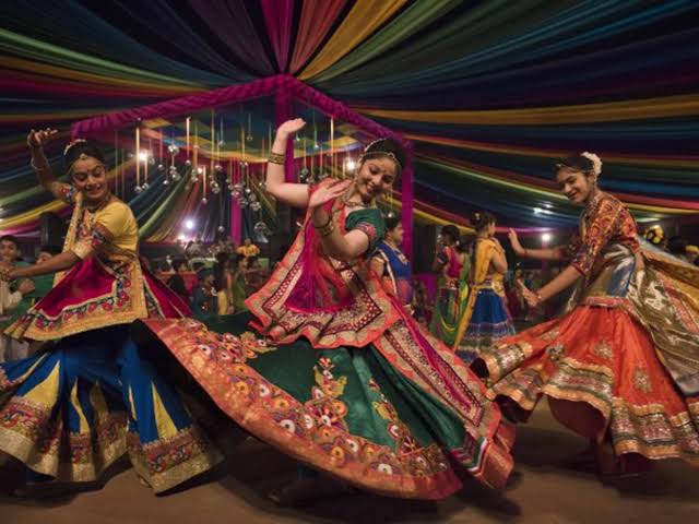 10 people die of heart attacks in India after dancing 'Garba'