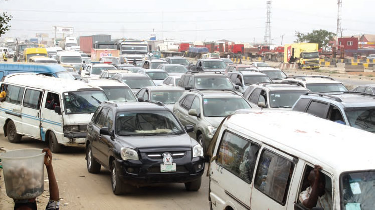 Two fallen trucks worsen gridlock on Lagos -Ibadan Expressway, commuters groan
