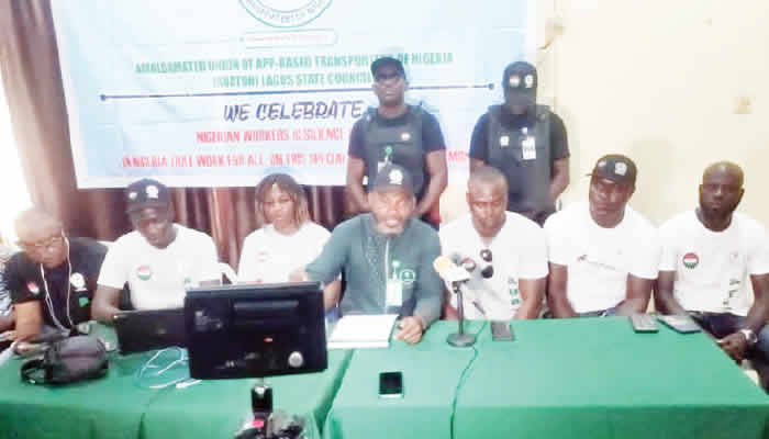 E-Hailing Drivers Reject Fare Reduction and Threaten Strike