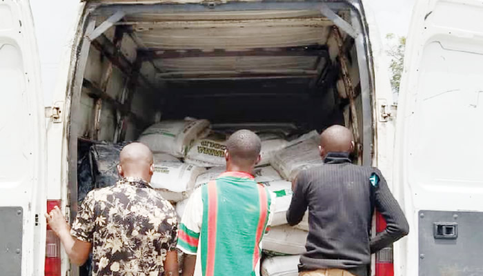 Anxiety in Edo as Residents Loot Truckload of Rice Amid Protests